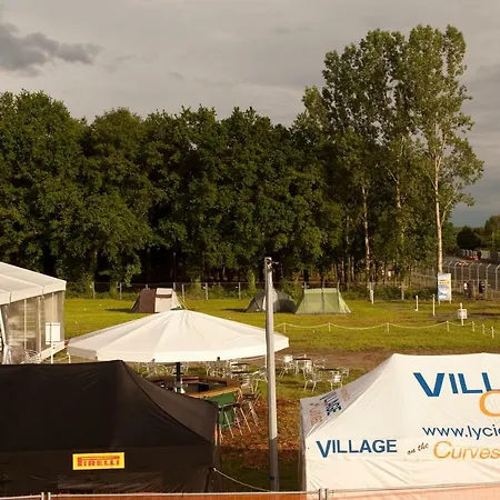 24 Hour Glamping *